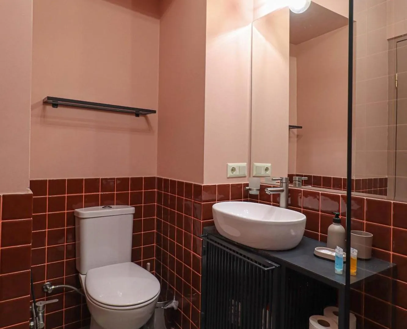 Spacious 1Br Apartment In The Heart Of Tbilisi
