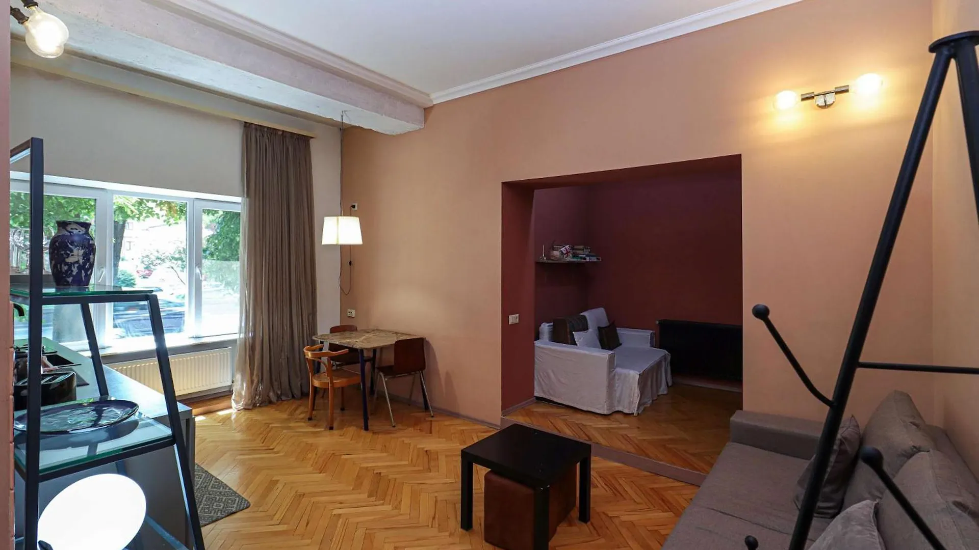 Spacious 1Br Apartment In The Heart Of Tbilisi